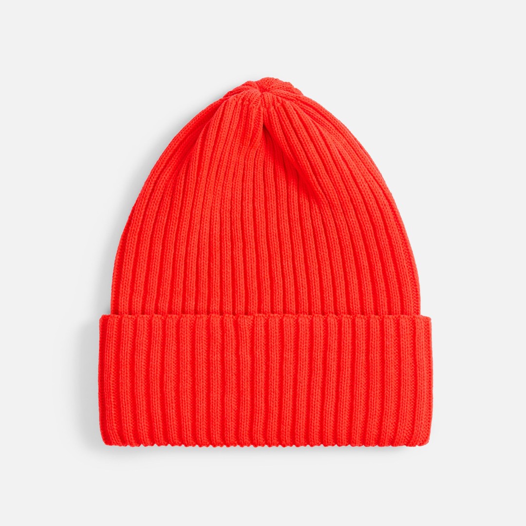 Yong ярко-красная