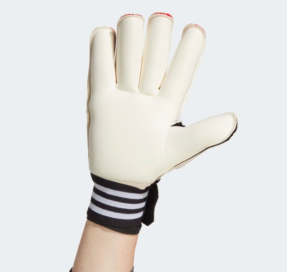 Adida_Tiro_Pro_Gloves_Black_HN5611-1