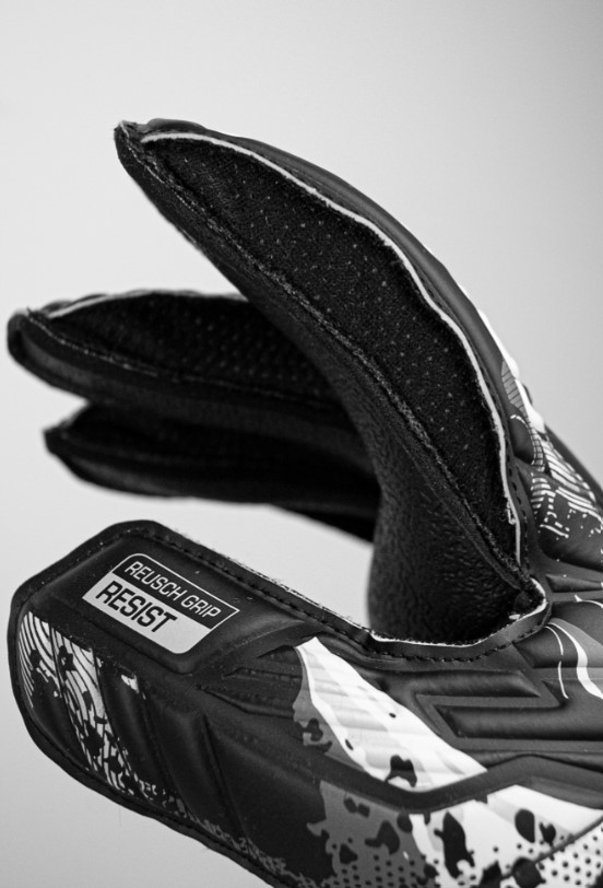 REUSCH ATTRAKT Resist black-7